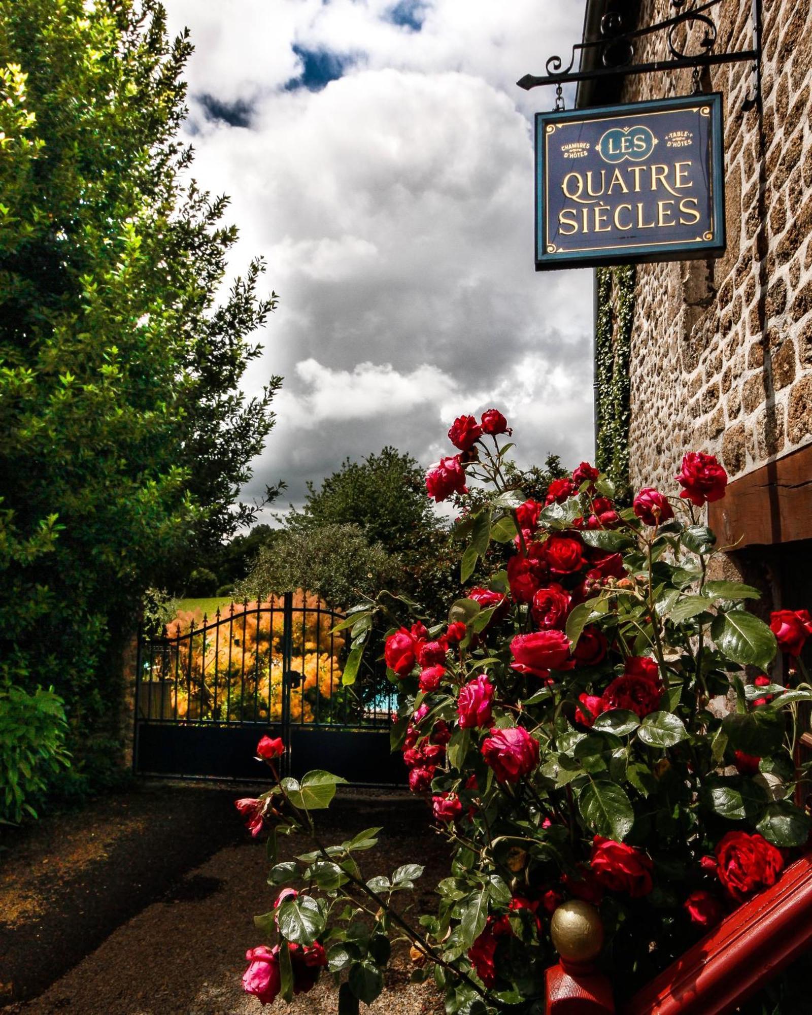 Les Quatre Siecles Bed and Breakfast Herce Exterior foto